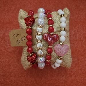Elegant Heart Beaded Bracelet Set